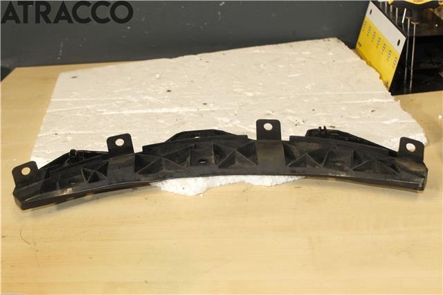 Diverse deler til Mazda CX-3 2015-2022  (D10F51U40|)