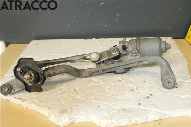Viskermotor frontrute til Toyota Yaris 2012-2014 (Type III, Fase 1)  (851100D190|)