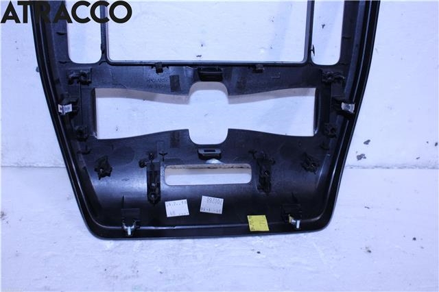 Diverse deler til Nissan Leaf 2011-2017 (Type I)  (682613NL0B|)
