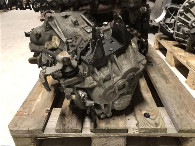 Girkasse manuell 6-trinn til Toyota Avensis 2009-2015 (Type III, Fase 1)  (3030020A90|)