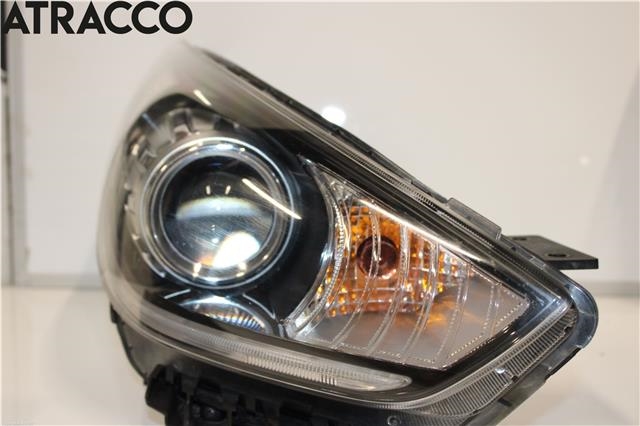 Frontlykt høyre halogen til Kia Niro 2016-2021  (92102G5100|)