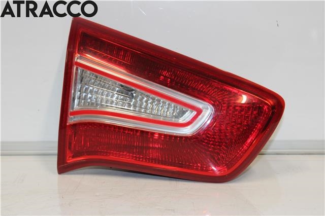 Baklykt venstre indre til Kia Sportage, 2010-2016 (Type III)  (924053W010)