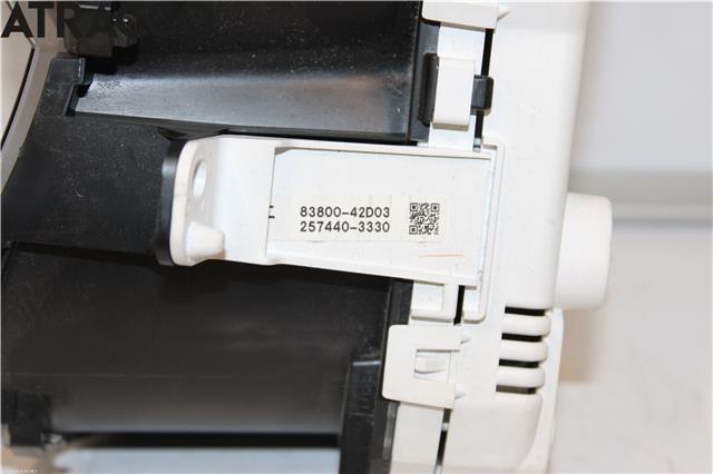 Instrumentpanel til Toyota RAV4 2006-2009 (Type III, Fase 1)  (8380042D03|)