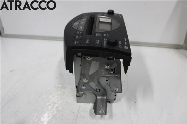 Bilstereo til Toyota RAV4 2006-2009 (Type III, Fase 1)  (8612042220|)