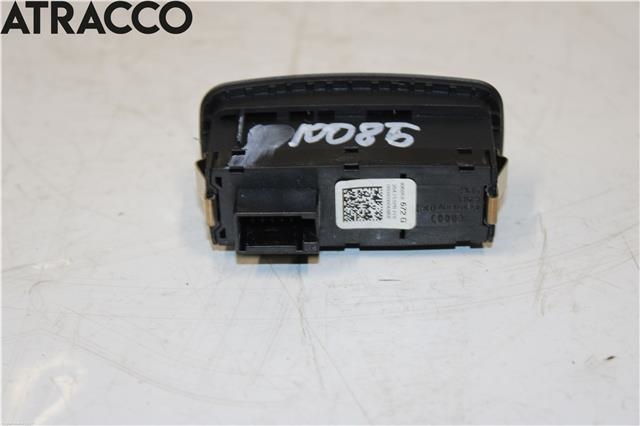 Diverse deler til Audi A1 2015-2018 (Type I, Fase 2)  (8X0959672G|)