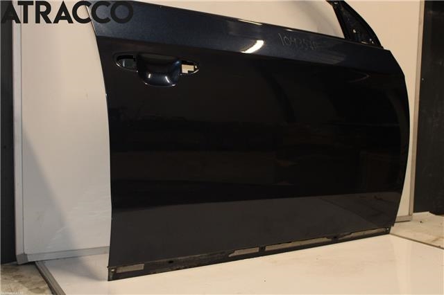 Dør høyre foran til VW Passat 2011-2015 (B7) (B7) (3AA831056|)