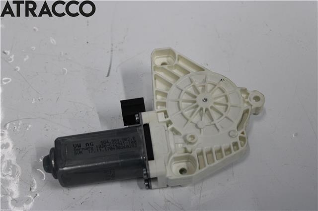 Ruteheis til VW Passat 2015-2019 (Fase 1) (B8) (B8) (4K0959802|)