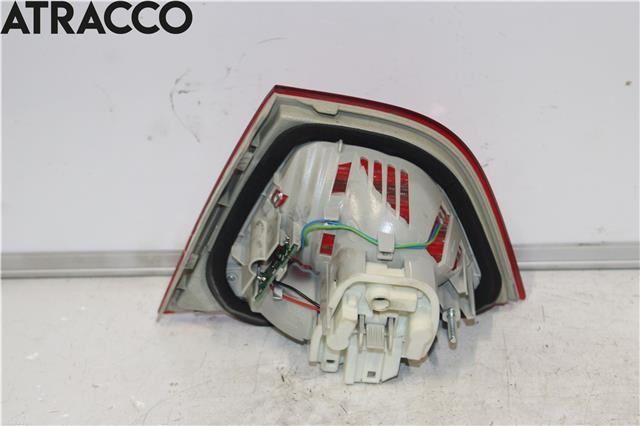 Baklykt venstre indre til BMW 3-Serie 2005-2011 (E90/E91/E92/E93) (E90/E91/E92/E93) (63214871733|)