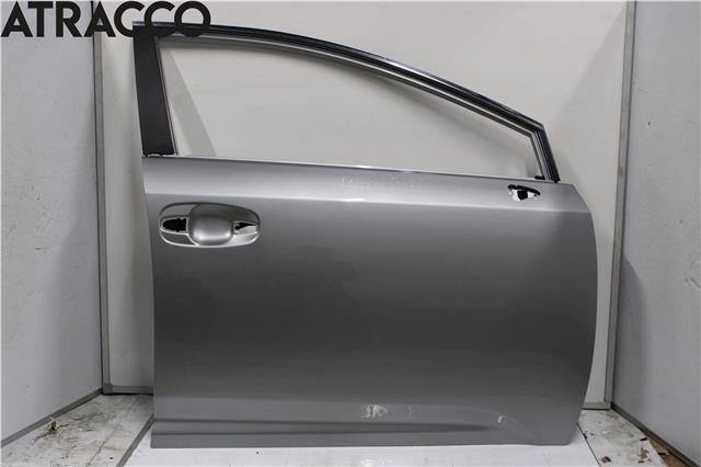 Dør høyre foran til Toyota Avensis, 2009-2015 (Type III, Fase 1) (6711105060)