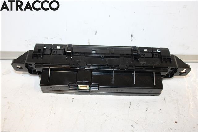 Varmeapparat betjening til Toyota Prius +7 2012-2020 (Type III) (stasjonsvogn) (stasjonsvogn) (5590047221|)