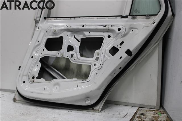 Dør høyre bak til BMW 3-Serie 2005-2011 (E90/E91/E92/E93) (E90/E91/E92/E93) (41009628752|)