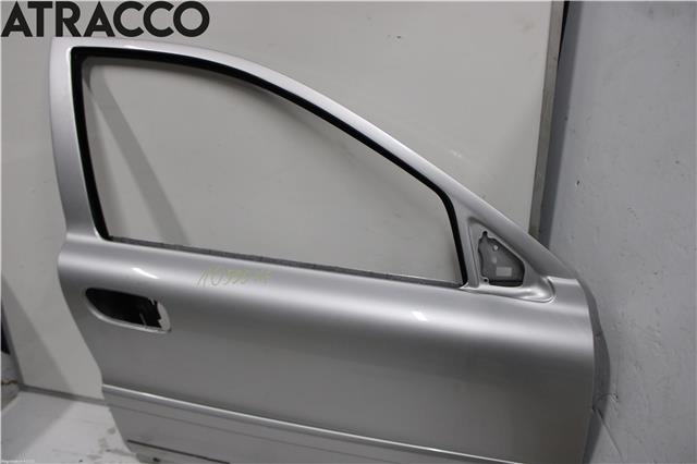 Dør høyre foran til Volvo XC70 2001-2004 (Type I, Fase 1)  (8679659|)
