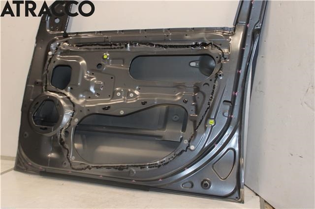 Dør høyre foran til Mitsubishi Outlander 2007-2010 (Type II, Fase 1)  (5700B396|)