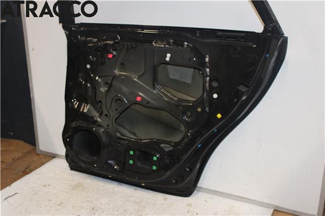 Dør høyre bak til Toyota Avensis 2009-2015 (Type III, Fase 1)  (6700305160|)