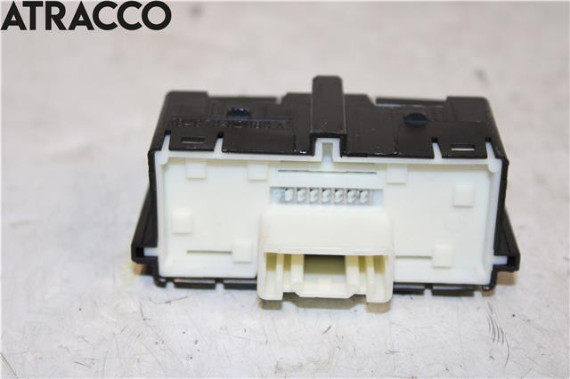 Diverse deler til Toyota Auris 2013-2015 (Type II, Fase 1)  (8497002060|)