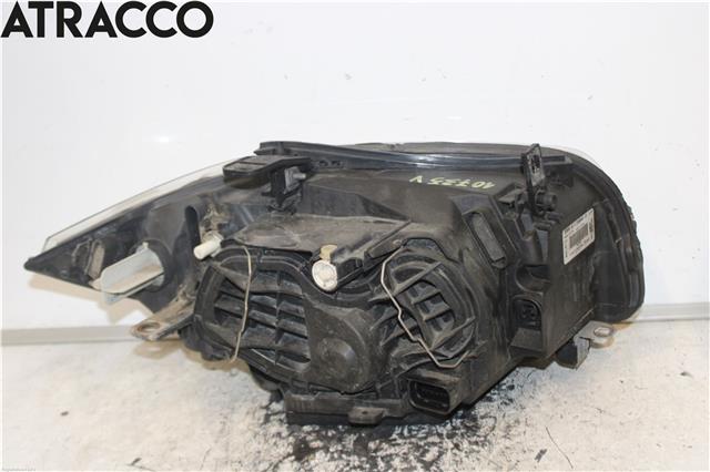Frontlykt venstre halogen til BMW 1-Serie 2004-2011 (E81/E82/E87/E88) (E81/E82/E87/E88) (63117249649|)