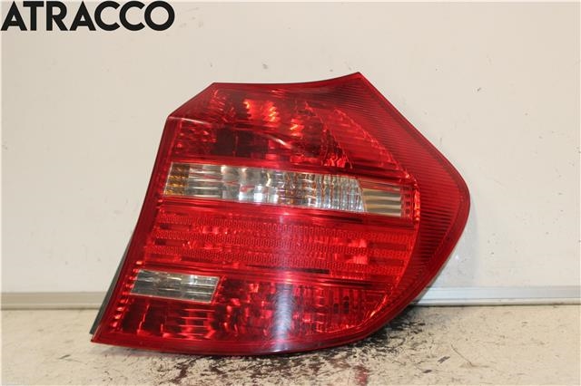 Baklykt høyre til BMW 1-Serie, 2004-2011 (E81/E82/E87/E88) (E81/E82/E87/E88) (63217181298)
