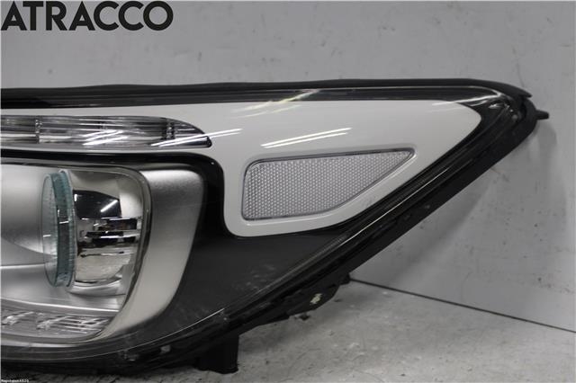Frontlykt venstre halogen til Kia Soul 2014-2019 (Type II)  (92101E40101D|)