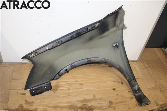 Skjerm høyre foran til Nissan Qashqai 2007-2010 (Type I, Fase 1)  (F3100JD0M0|)