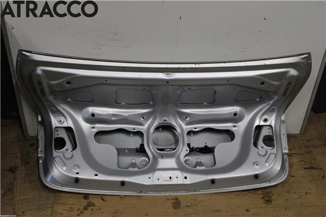 Bakluke sedan til Toyota Avensis 2009-2015 (Type III, Fase 1)  (6440105090|)