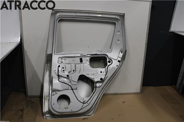 Dør høyre bak til Suzuki Swift 2005-2010  (6800363J00|)