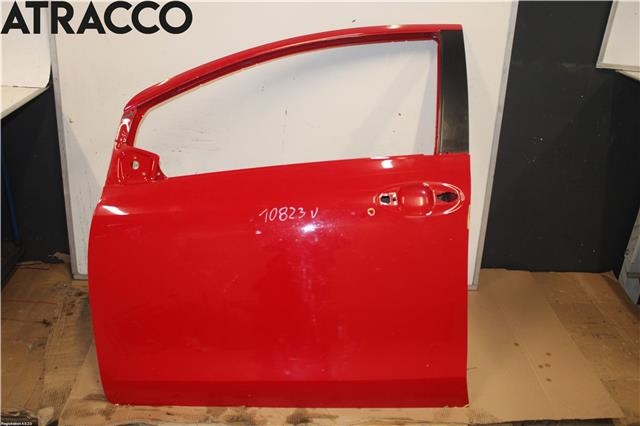 Dør høyre foran til Toyota Yaris 2006-2009 (Type II, Fase 1) (670020D170|)