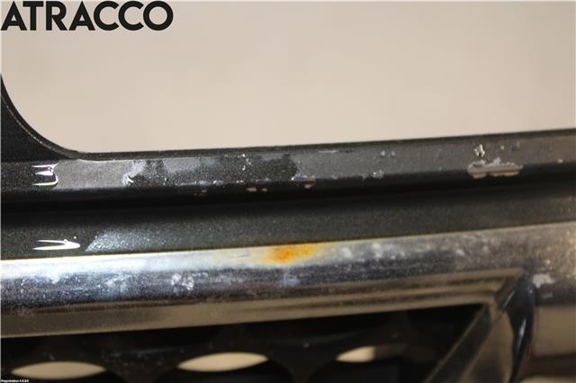 Grill til Nissan King Cab 2002-2011 (Fase 2) (D22/NP300) (D22/NP300) (62310VK100|)