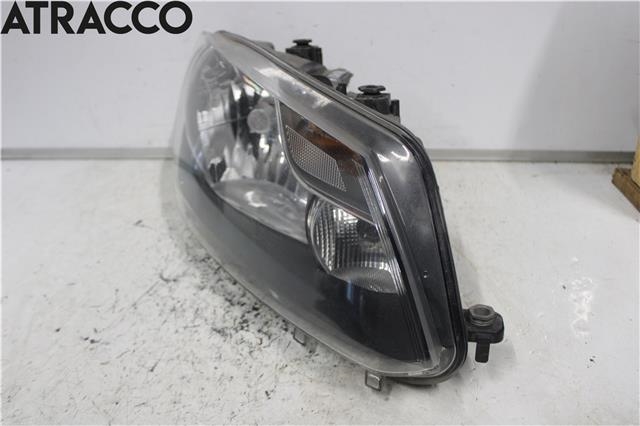 Frontlykt høyre halogen til VW Caddy 2010-2015 (Type III, Fase 2)  (2K5941006A|)