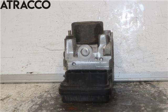 ABS sentral til Toyota RAV4 2000-2006 (Type II) (4405042060|)