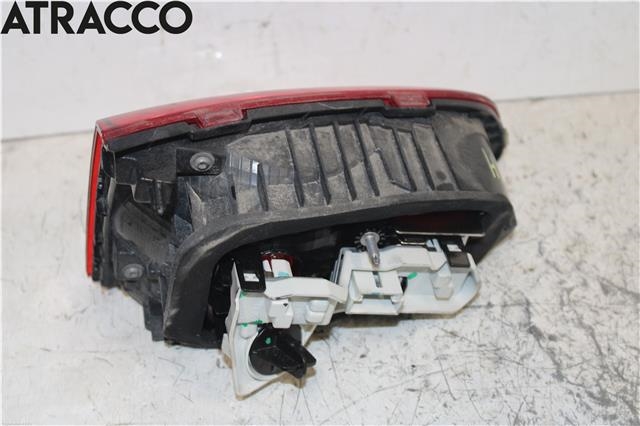 Baklykt høyre indre til VW Golf VII 2012-2017 (Fase 1)  (5G0945094AE|)