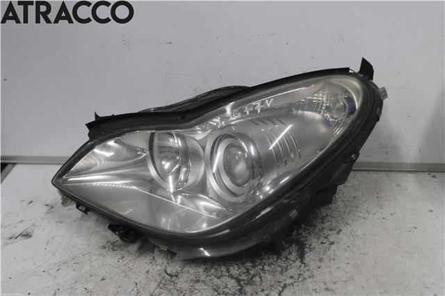 Frontlykt venstre halogen til Mercedes CLS 2004-2010 (C219) (C219) (A2198202961|)