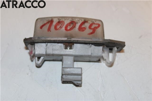 Skiltlys til Mitsubishi Outlander 2007-2010 (Type II, Fase 1)  (8341A009|)
