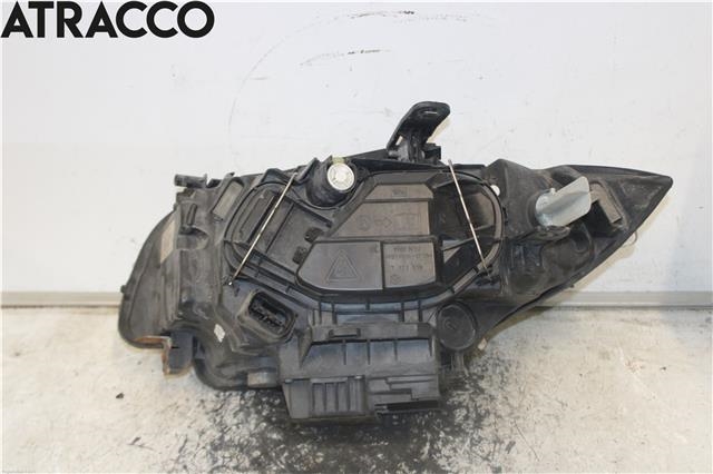 Frontlykt høyre halogen til BMW 1-Serie 2004-2011 (E81/E82/E87/E88) (E81/E82/E87/E88) (63117193388|)