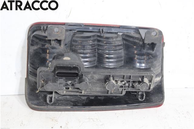 Baklykt venstre til VW Caddy 2004-2010 (Type III, Fase 1)  (2K0945095M|)