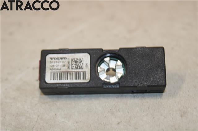 Antenne navigasjon til Volvo V60/V60 CC, 2013-2018 (Type I, Fase 2)  (31282107)