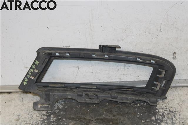 Grill høyre til VW Golf VII 2012-2017 (Fase 1)  (5G0853807A|)