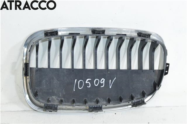 Grill venstre til BMW 1-Serie 2011-2015 (Fase 1) (F20/F21) (F20/F21) (51137324389|)