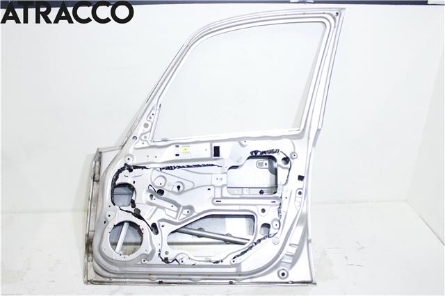 Dør høyre foran til Suzuki SX4 2006-2009 (Type I, Fase 1)  (6800179J00|)