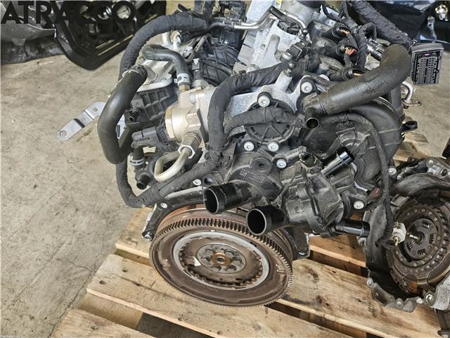 Motor bensin til VW Polo 2014-2017 (Type V, Fase 2)  (04C100098DX|)