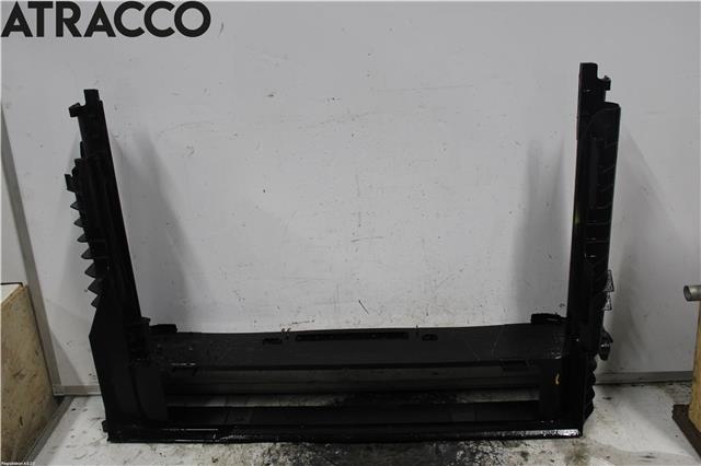 Diverse deler til BMW 5-Serie 2003-2010 (E60/E61) (E60/E61) (17117787443|)
