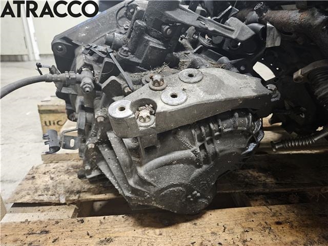 Girkasse manuell 6-trinn til Opel Zafira B 2005-2011  (55561224|)