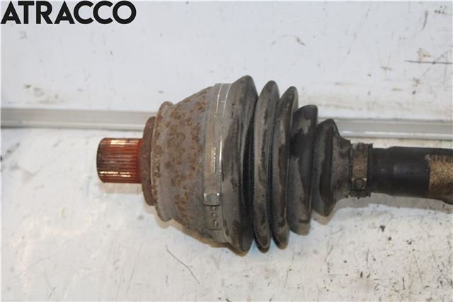 Drivaksel høyre foran til Audi A6 2005-2008 (Type III, Fase 1) (C6) (C6) (4F0407272G|)