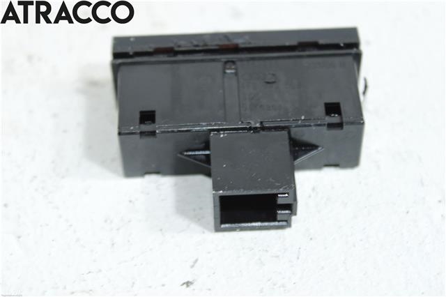 Bryter nødblink til Audi A6 2005-2008 (Type III, Fase 1) (C6) (C6) (4F0941509|)
