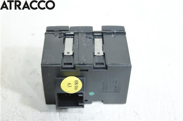 Diverse deler til Audi A6 2005-2008 (Type III, Fase 1) (C6) (C6) (4F0927123A|)