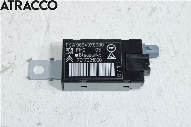 Antenne forsterker til Peugeot 5008, 2010-2017 (Type I)  (9664378080)