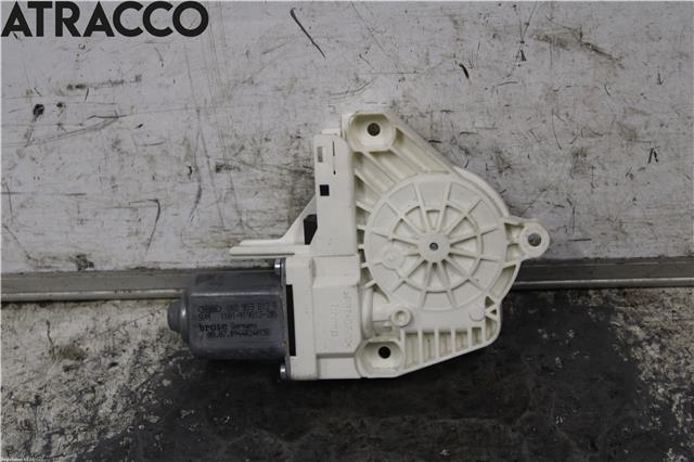 Ruteheis til Audi Q5 2008-2012 (Type I, Fase 1)  (8R0839462D|)