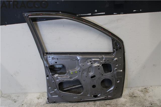Dør venstre foran til Toyota Yaris 2003-2005 (Type I, Fase 2)  (671120D020|)