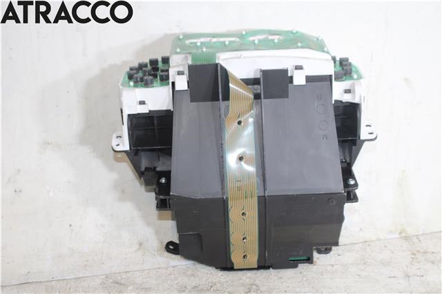 Instrumentpanel til Toyota Yaris 2003-2005 (Type I, Fase 2)  (838000D390|)