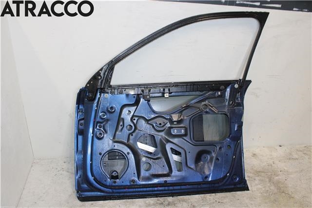 Dør høyre foran til Audi A4 2004-2008 (Type III) (B7) (B7) (8E0831052J|)
