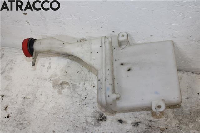 Spylertank til Toyota Yaris 2003-2005 (Type I, Fase 2) (853150D010|)